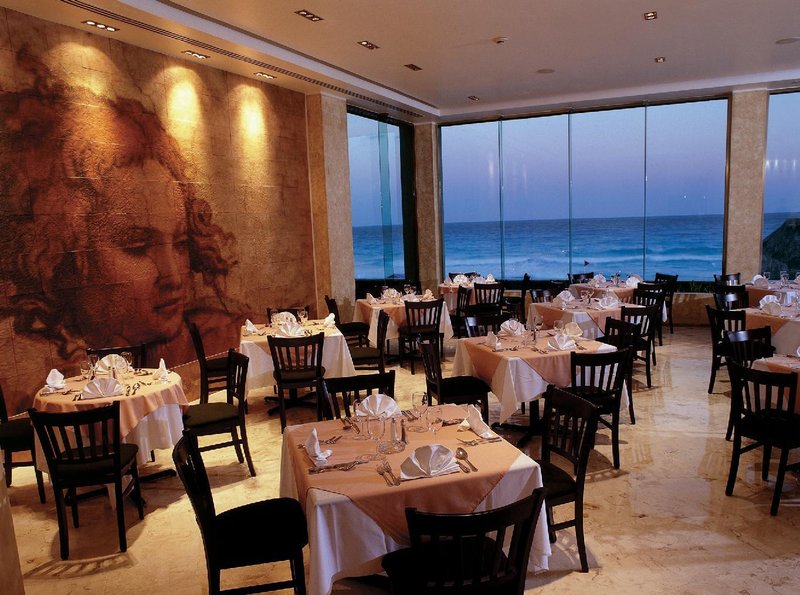 El Mirador Restaurant